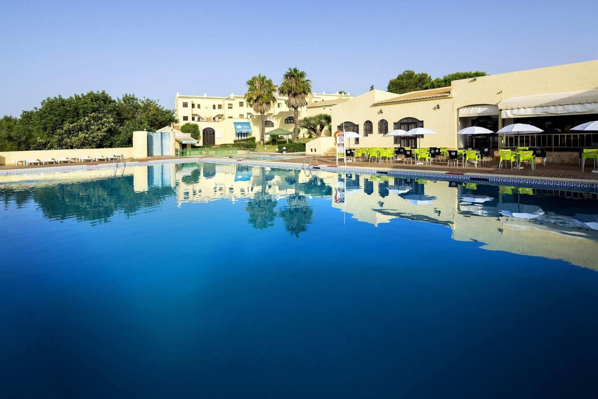 Alvor Clube Brisamar Aparthotel Екстериор снимка